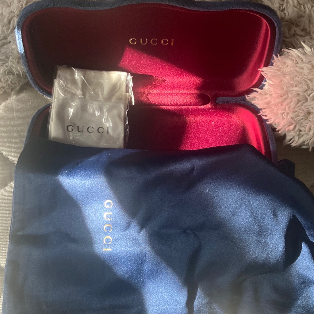 Hardly Worn Great Condition 100 Authentic